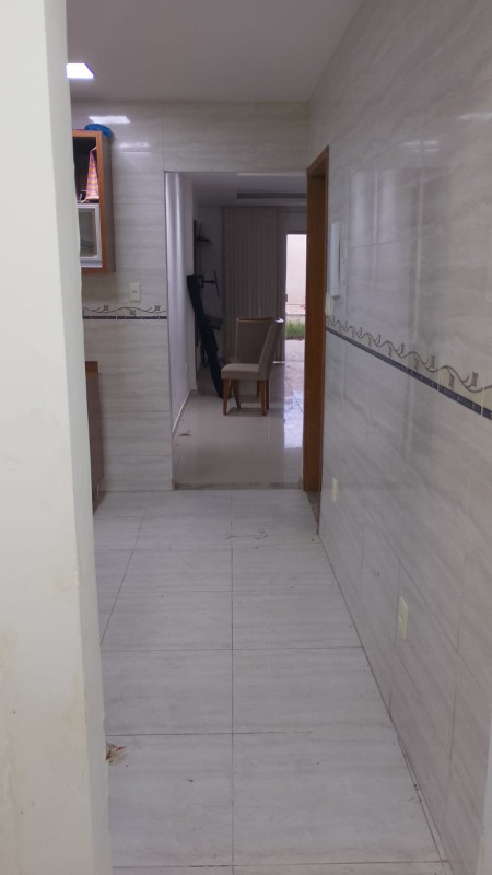 Casa à venda com 3 quartos, 240m² - Foto 10