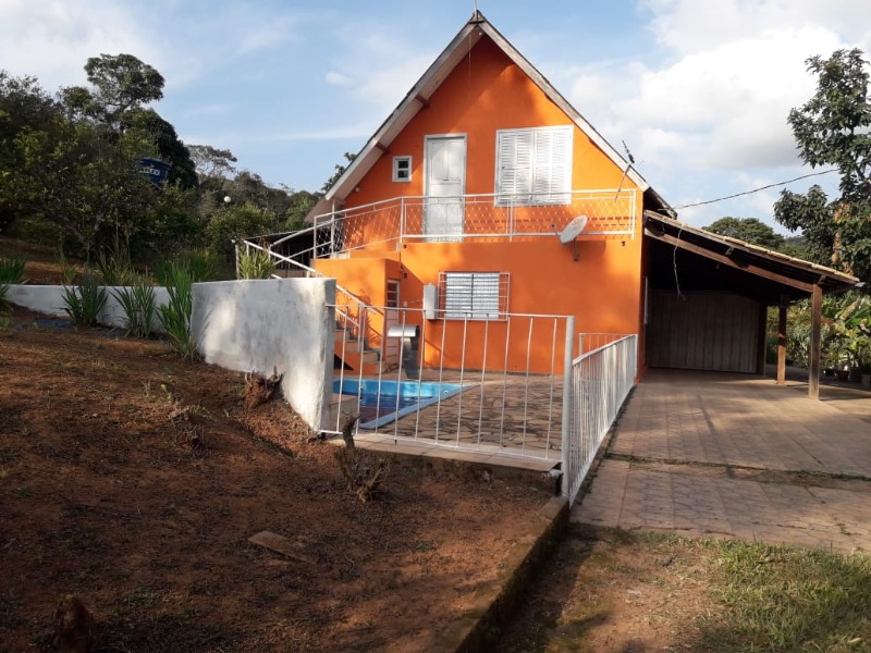 Fazenda à venda com 2 quartos, 9000m² - Foto 1