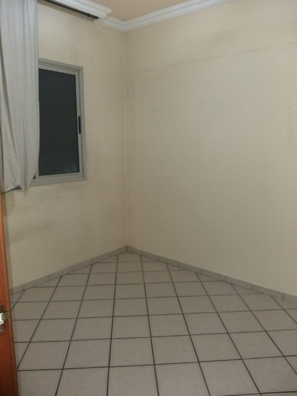 Apartamento à venda com 3 quartos, 45m² - Foto 2