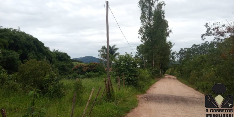 Fazenda à venda com 2 quartos, 600m² - Foto 38