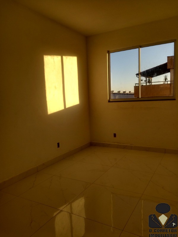 Apartamento Tipo com suíte, no Milionários- BH!!! 2 quartos sendo um suíte, sala, cozinha, banho social, área de serviço e área ampla.