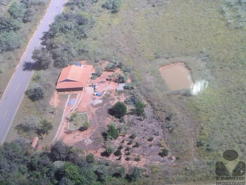 Fazenda à venda com 2 quartos, 8000m² - Foto 10