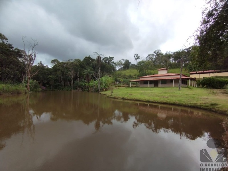 Fazenda à venda com 3 quartos, 121000m² - Foto 33