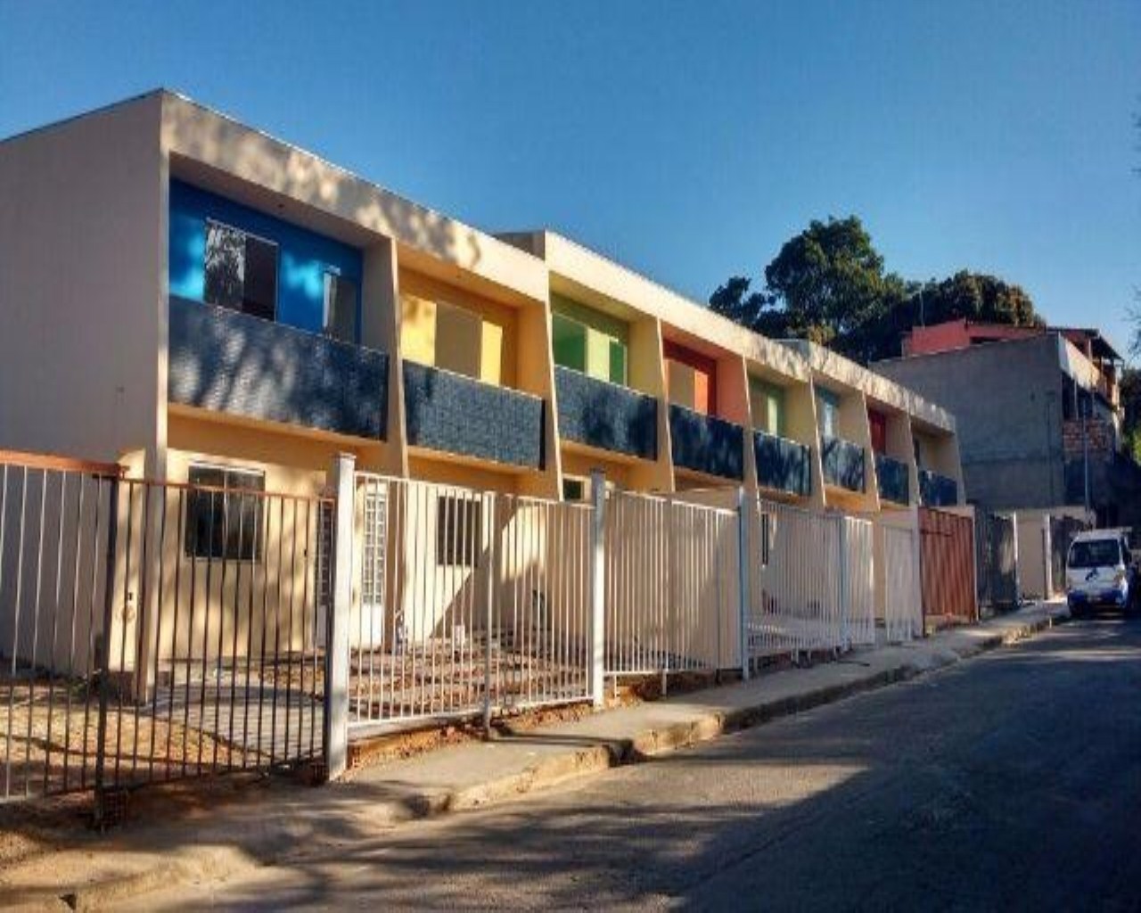 Casa à venda com 3 quartos, 144m² - Foto 3