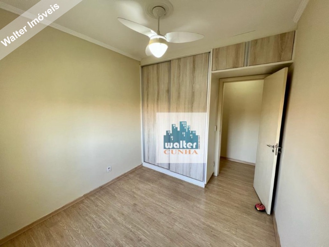 Apartamento à venda com 2 quartos, 57m² - Foto 10