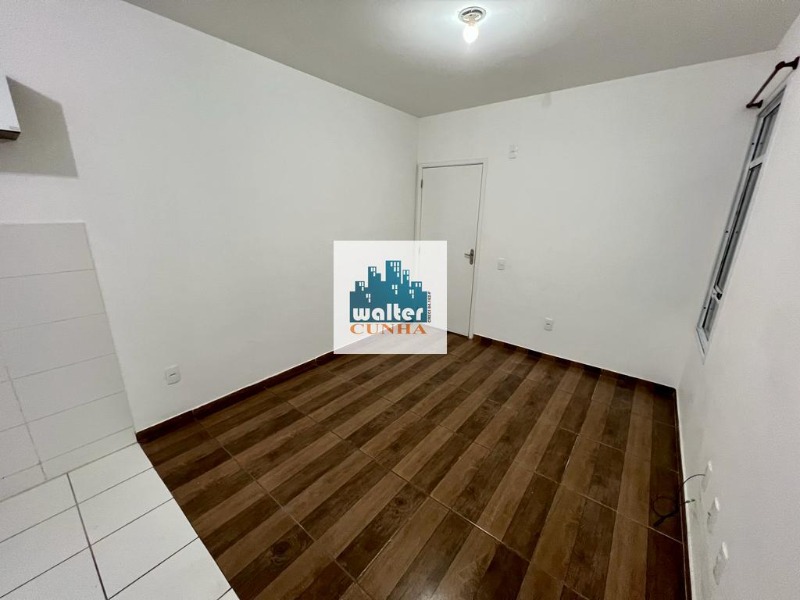 Apartamento para alugar com 2 quartos, 45m² - Foto 4