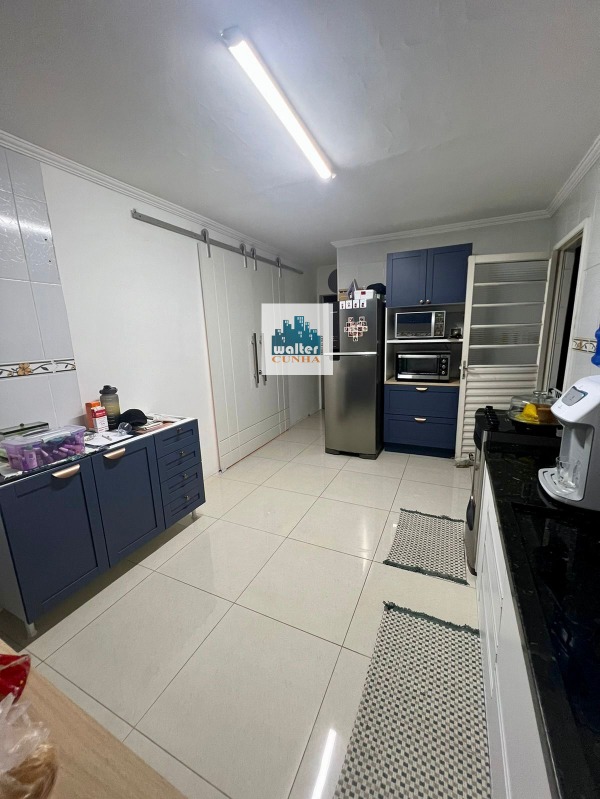 Casa à venda com 3 quartos, 150m² - Foto 24