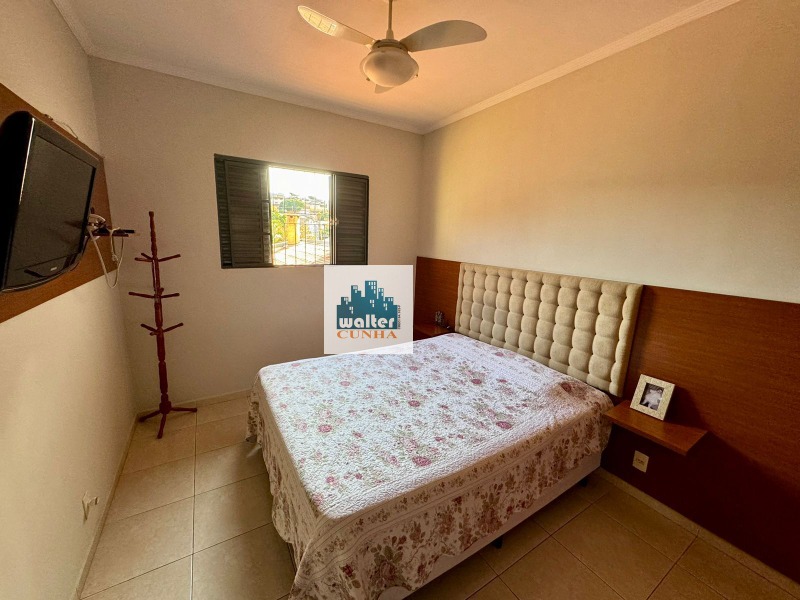 Casa à venda com 3 quartos, 100m² - Foto 10