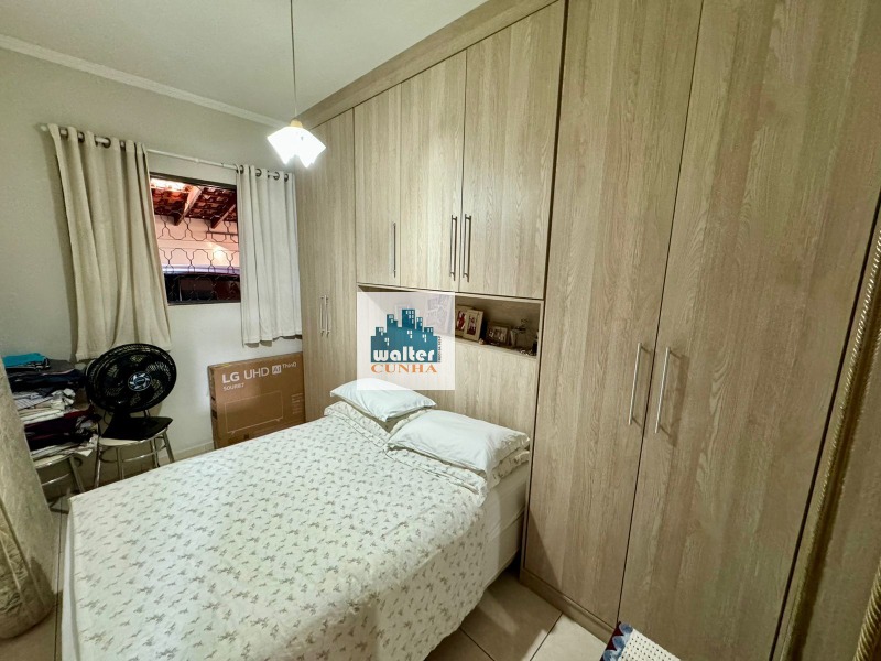 Casa à venda com 3 quartos, 100m² - Foto 8