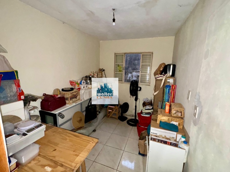 Casa à venda com 3 quartos, 150m² - Foto 4