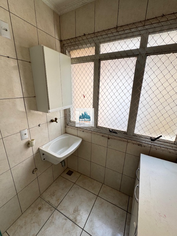 Apartamento à venda com 2 quartos, 65m² - Foto 6