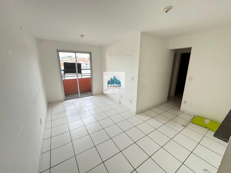 Apartamento à venda com 3 quartos, 65m² - Foto 1