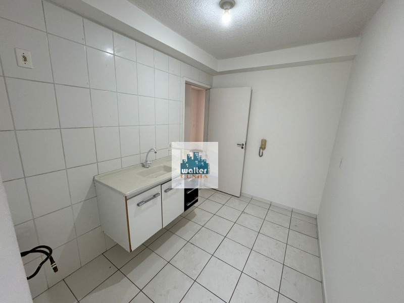 Apartamento para alugar com 2 quartos, 49m² - Foto 6