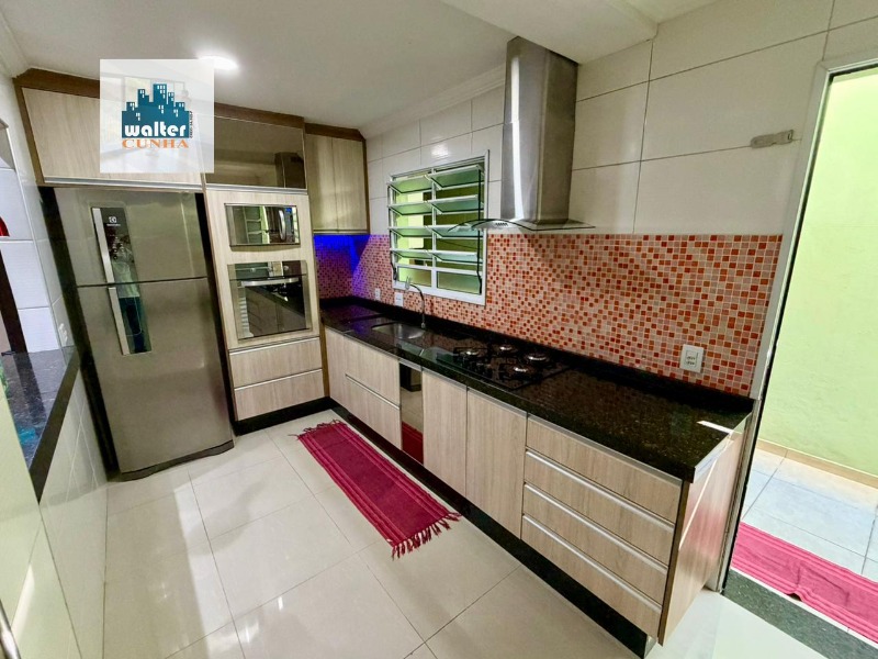 Casa, 3 quartos, 200 m² - Foto 3