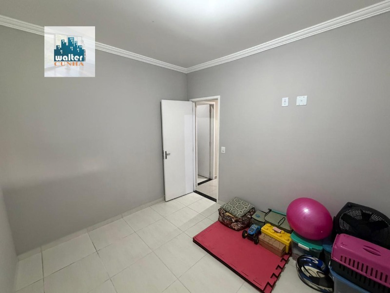 Casa, 3 quartos, 200 m² - Foto 11