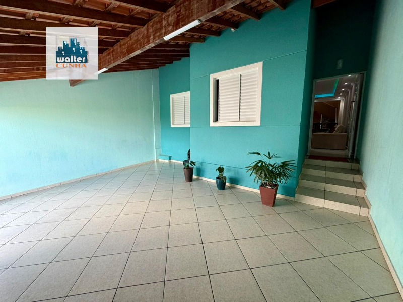 Casa, 3 quartos, 200 m² - Foto 1