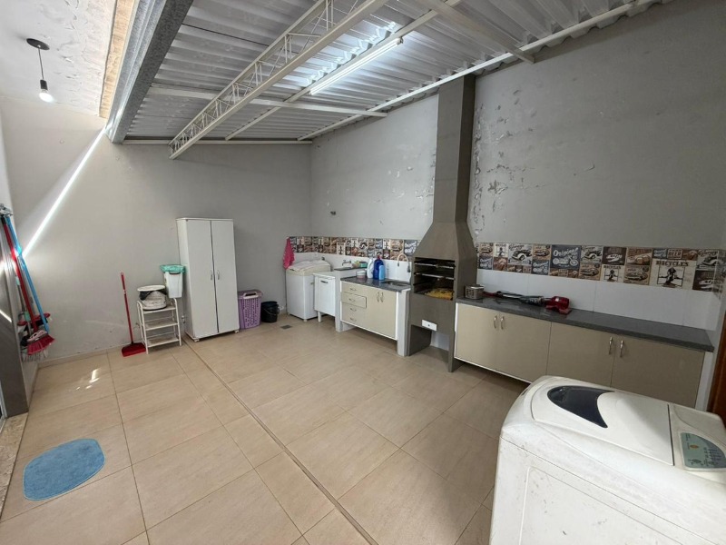 Casa, 3 quartos, 200 m² - Foto 11