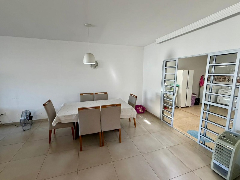 Casa, 3 quartos, 200 m² - Foto 10
