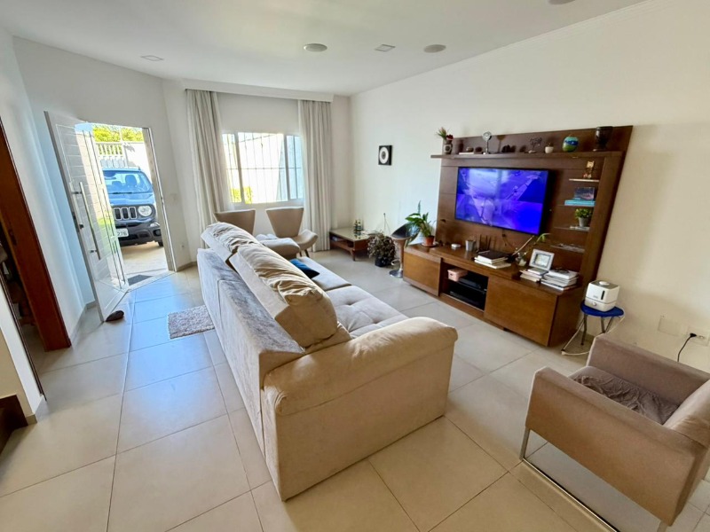 Casa, 3 quartos, 200 m² - Foto 4