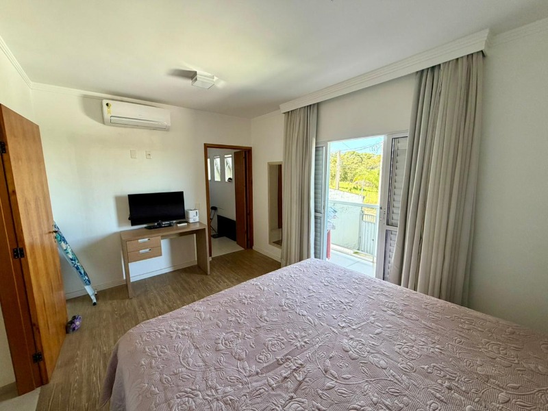 Casa, 3 quartos, 200 m² - Foto 27