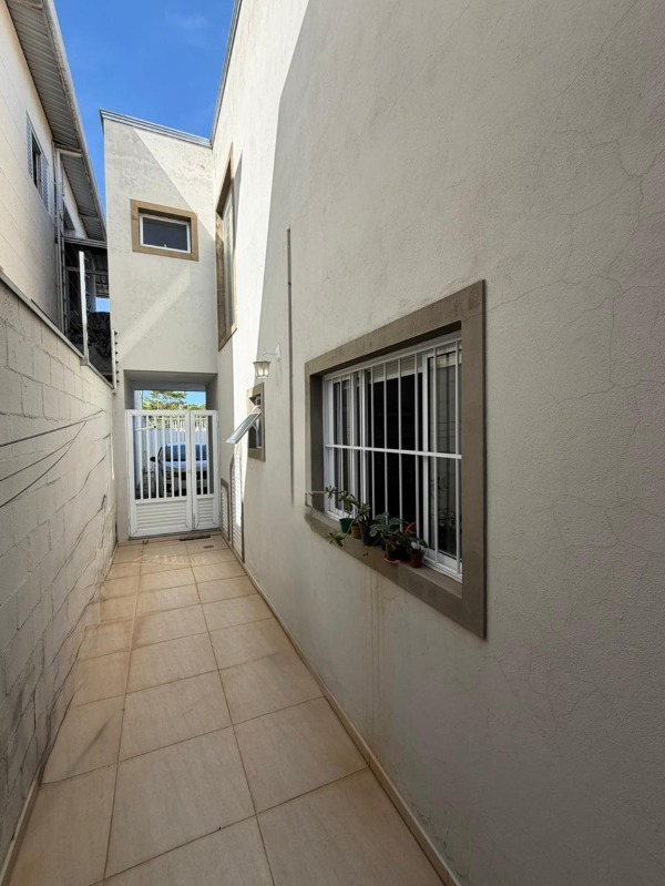 Casa, 3 quartos, 200 m² - Foto 13