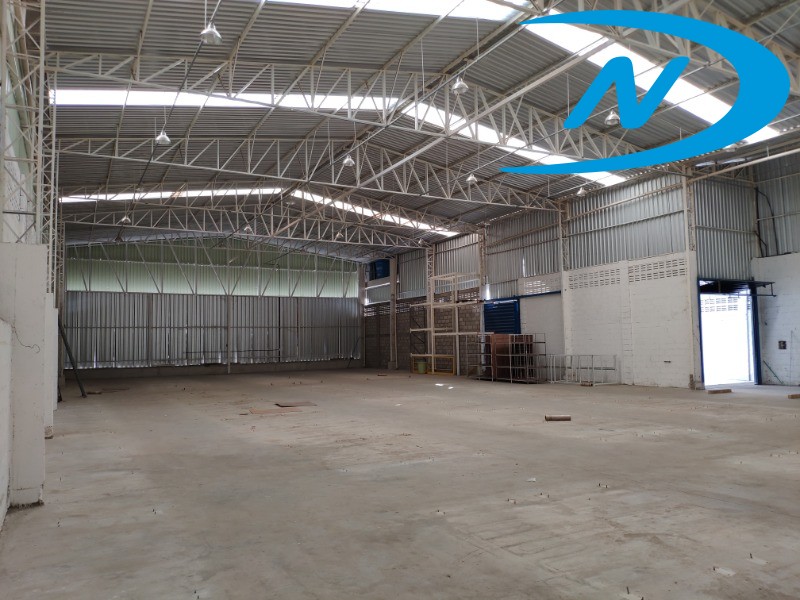 Depósito-Galpão-Armazém para alugar, 2200m² - Foto 8