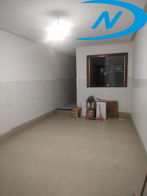 Casa à venda com 4 quartos, 249m² - Foto 3