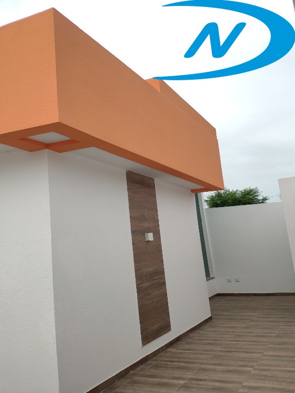 Casa à venda com 3 quartos, 100m² - Foto 2