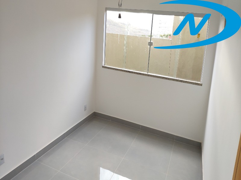 Casa à venda com 3 quartos, 245m² - Foto 11