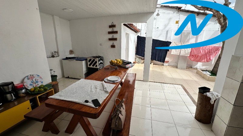 Casa à venda com 4 quartos, 265m² - Foto 16