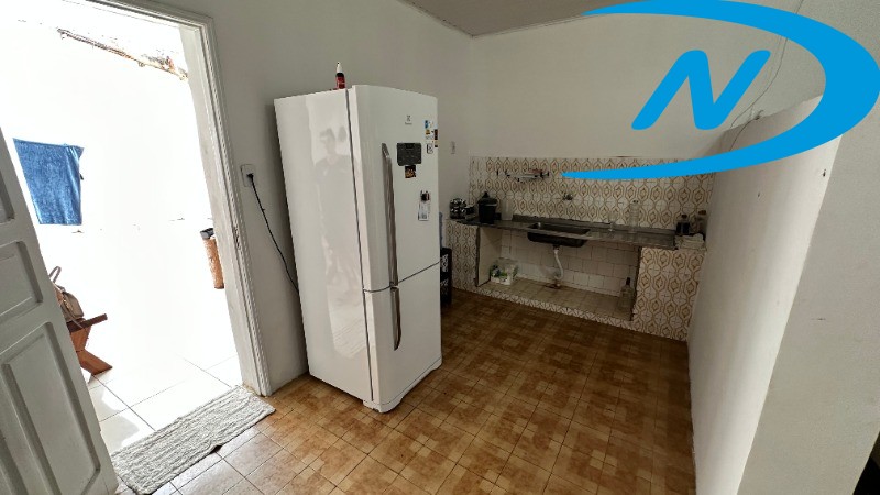 Casa à venda com 4 quartos, 265m² - Foto 14