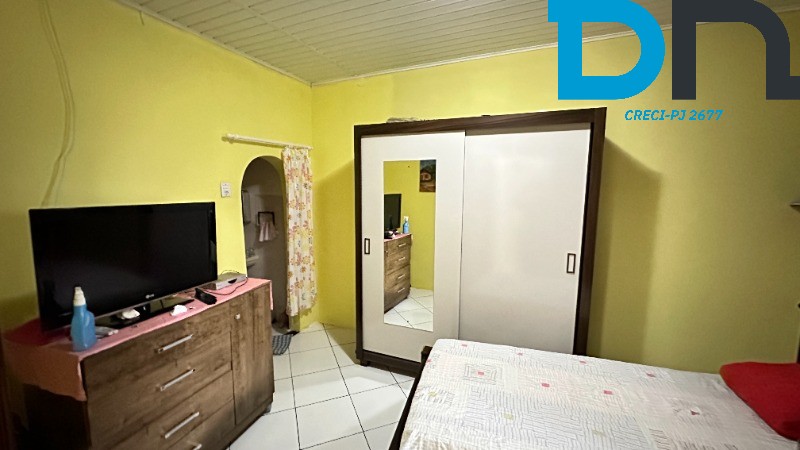 Casa à venda com 4 quartos, 200m² - Foto 10