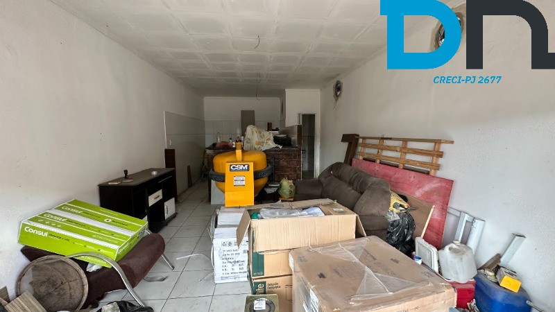 Casa à venda com 4 quartos, 200m² - Foto 5