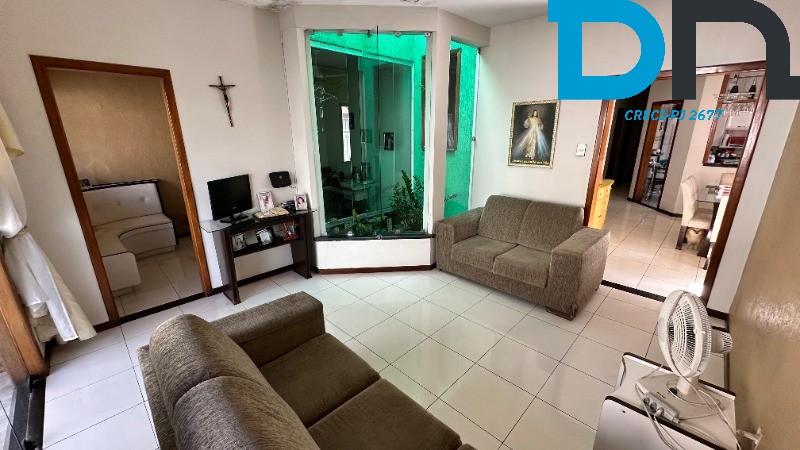 Casa à venda com 3 quartos, 378m² - Foto 9