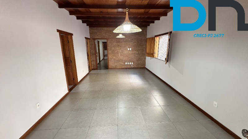 Casa à venda com 3 quartos, 360m² - Foto 25