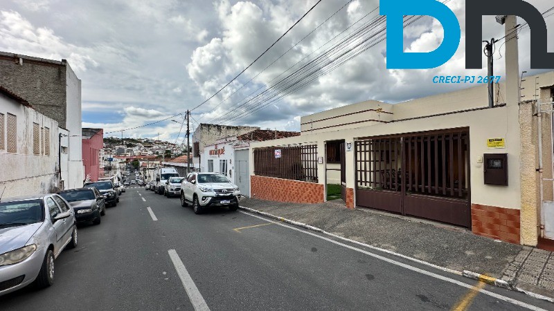 Prédio Inteiro à venda com 4 quartos, 480m² - Foto 2