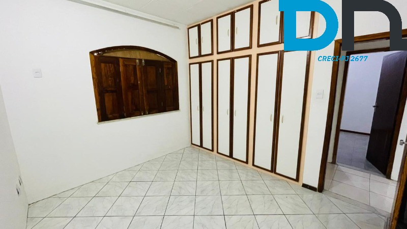 Casa para alugar com 4 quartos, 250m² - Foto 16