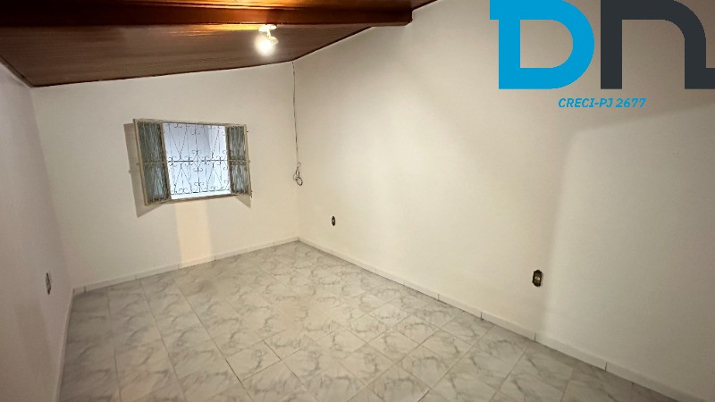 Casa à venda com 5 quartos, 120m² - Foto 9