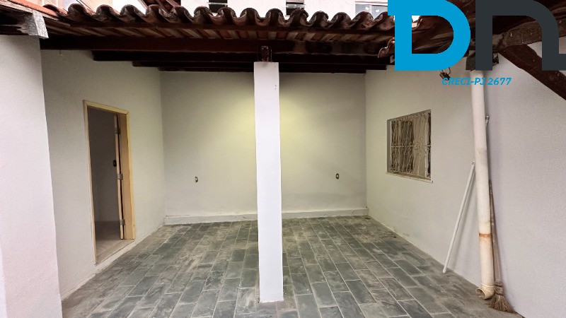 Casa à venda com 5 quartos, 120m² - Foto 16