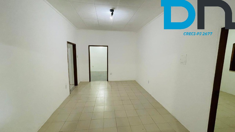 Casa para alugar com 4 quartos, 250m² - Foto 11