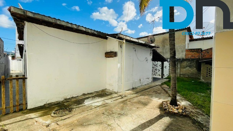 Casa para alugar com 4 quartos, 250m² - Foto 9