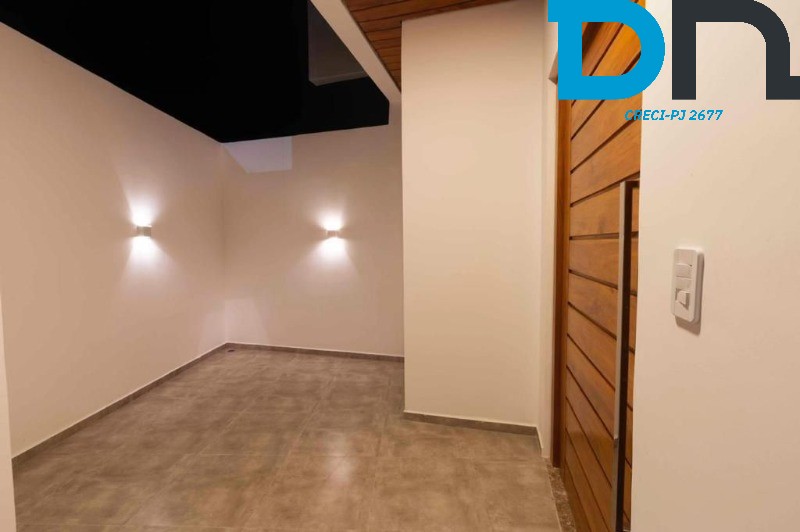 Casa à venda com 4 quartos, 290m² - Foto 4