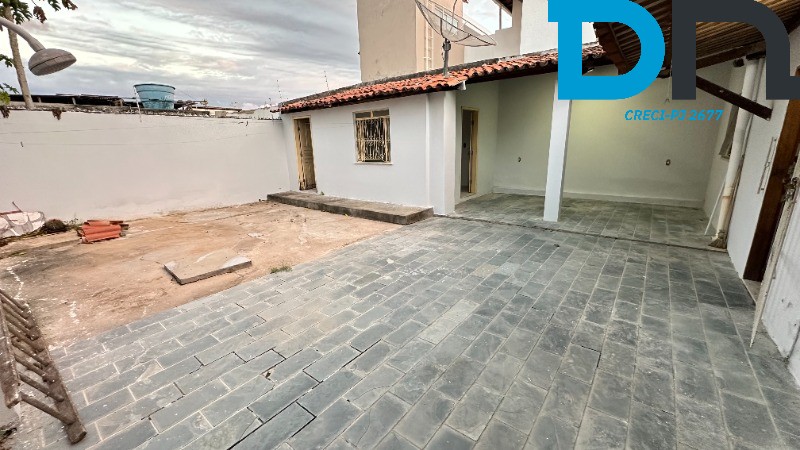 Casa à venda com 5 quartos, 120m² - Foto 13