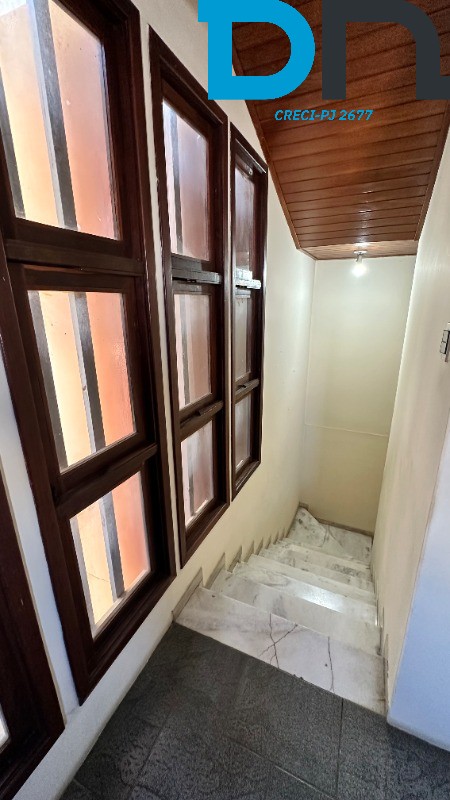 Prédio Inteiro para alugar com 3 quartos, 250m² - Foto 15