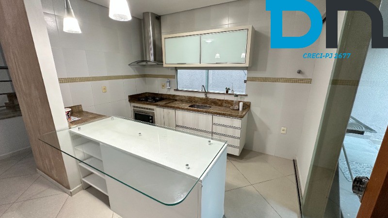 Casa à venda e aluguel com 3 quartos, 200m² - Foto 6