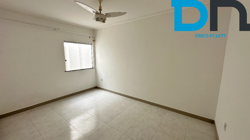 Casa à venda com 3 quartos, 200m² - Foto 13