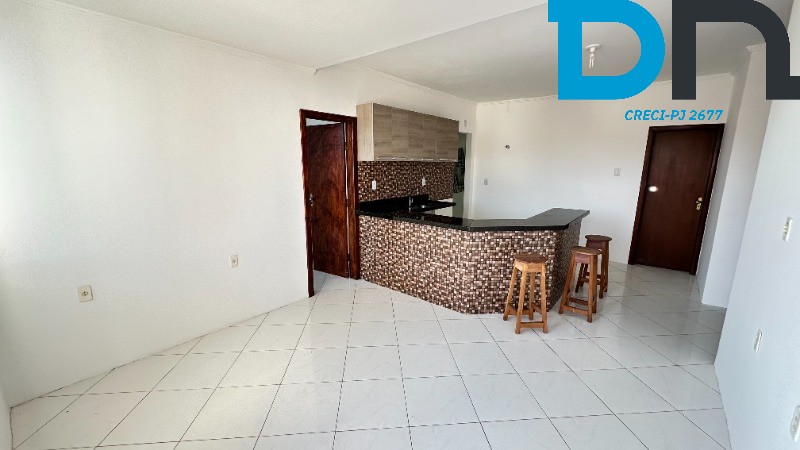 Apartamento para alugar com 3 quartos, 120m² - Foto 2