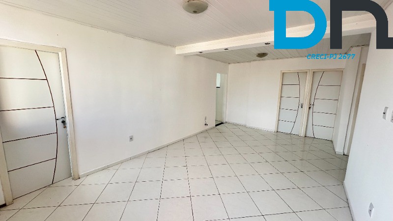 Apartamento para alugar com 4 quartos, 120m² - Foto 2