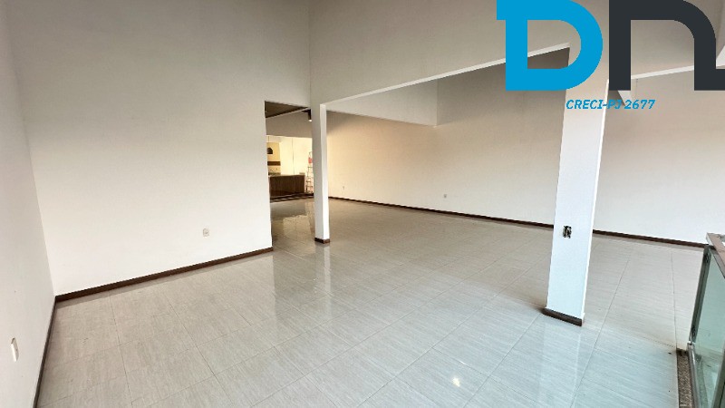 Casa à venda com 4 quartos, 300m² - Foto 16