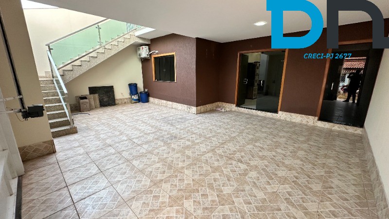 Casa à venda com 4 quartos, 300m² - Foto 2